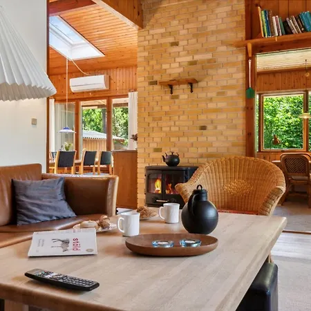 בית נופש Gullmaj - 200m From The Sea By Interhome