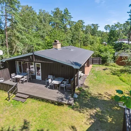 Gullmaj - 200m From The Sea By Interhome בית נופש Vester Somarken