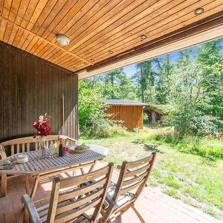 Dom wakacyjny Gullmaj - 200m From The Sea By Interhome